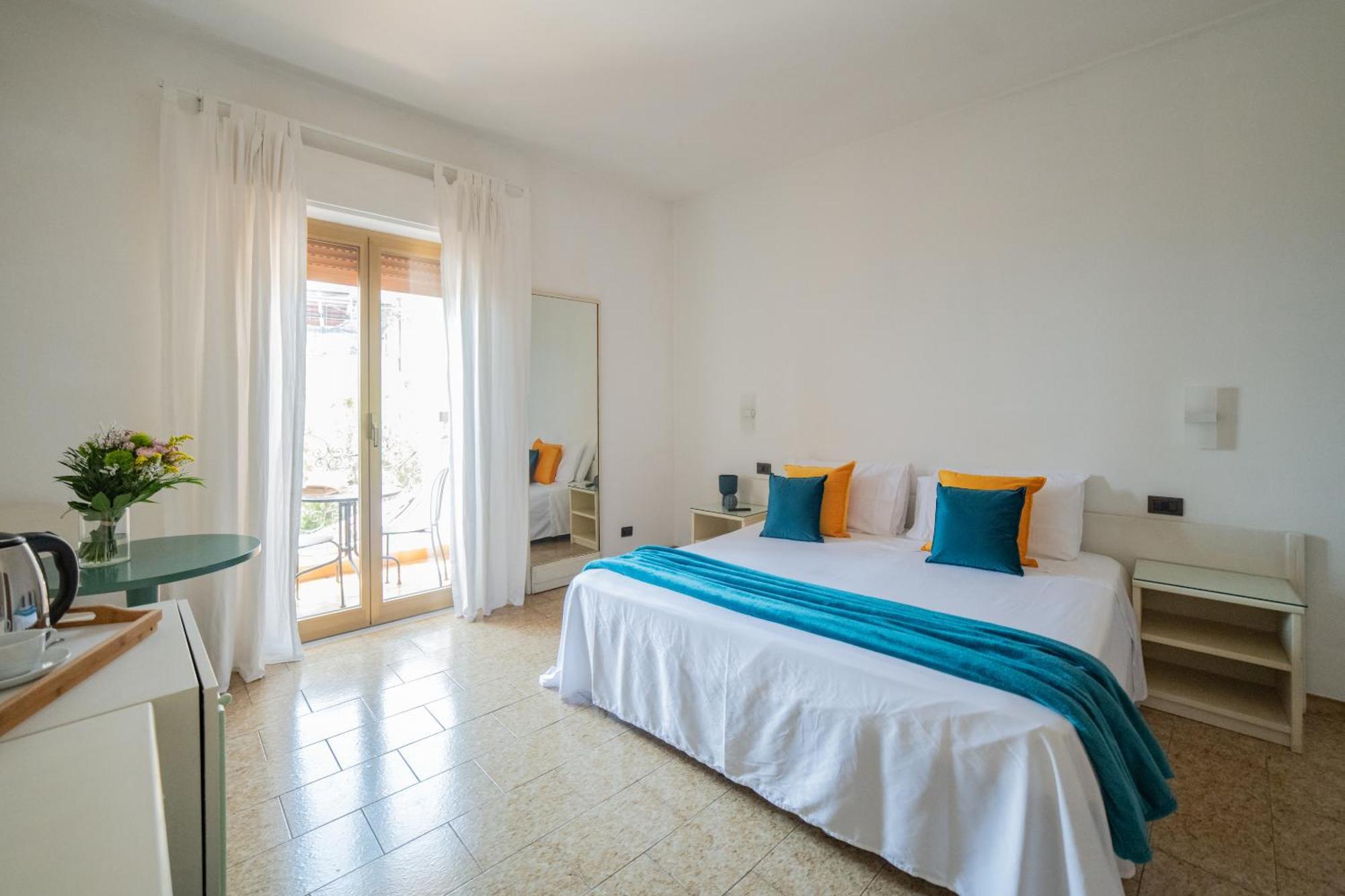 Casa Pertosa Bed & Breakfast Taormina Exterior photo