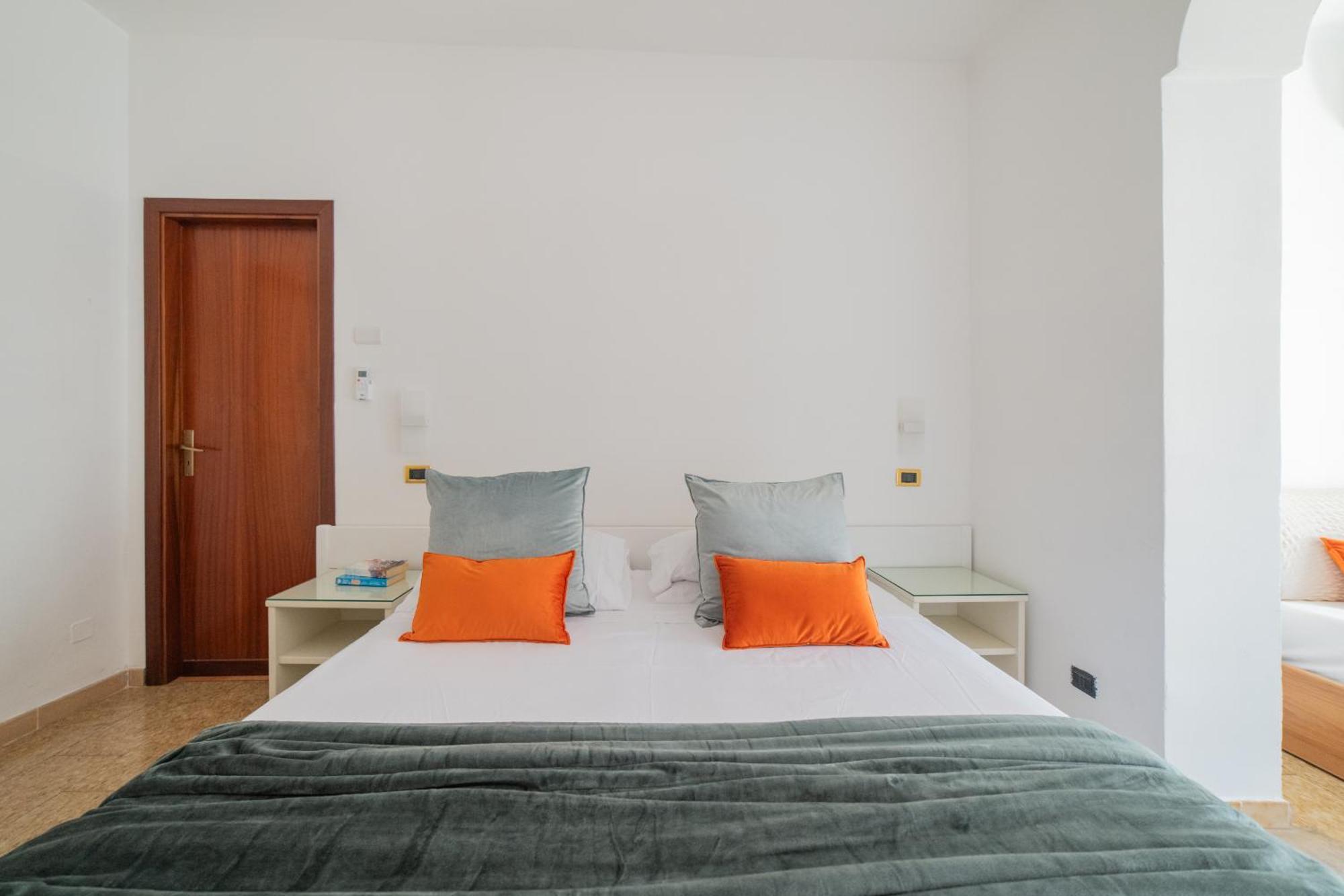 Casa Pertosa Bed & Breakfast Taormina Exterior photo